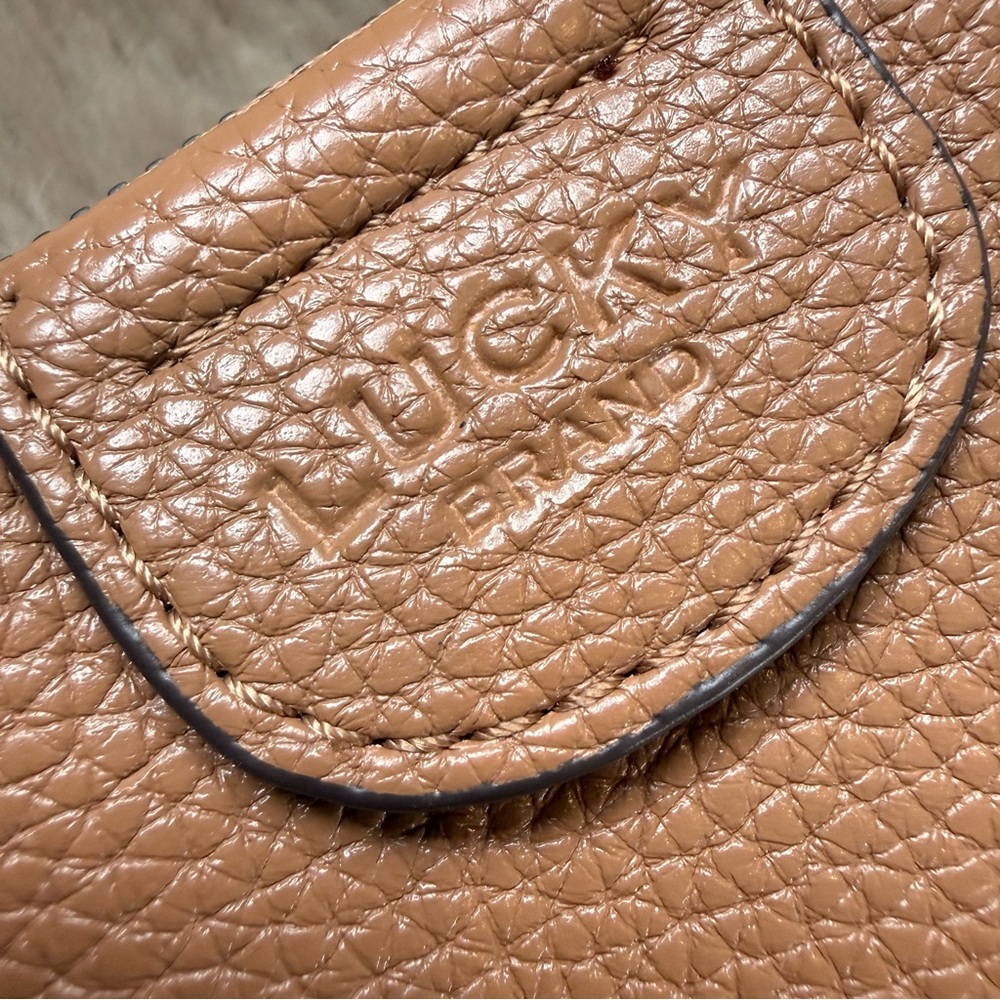 NEW Lucky Brand Wallet - Picture 3 of 7